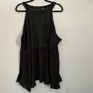 Torrid black size 4 sleeveless top